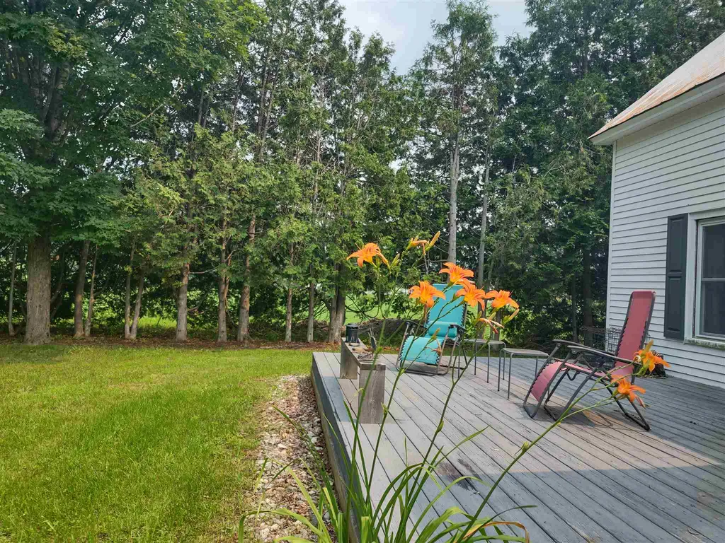 2551 Pleasant Street Bethel VT 05032