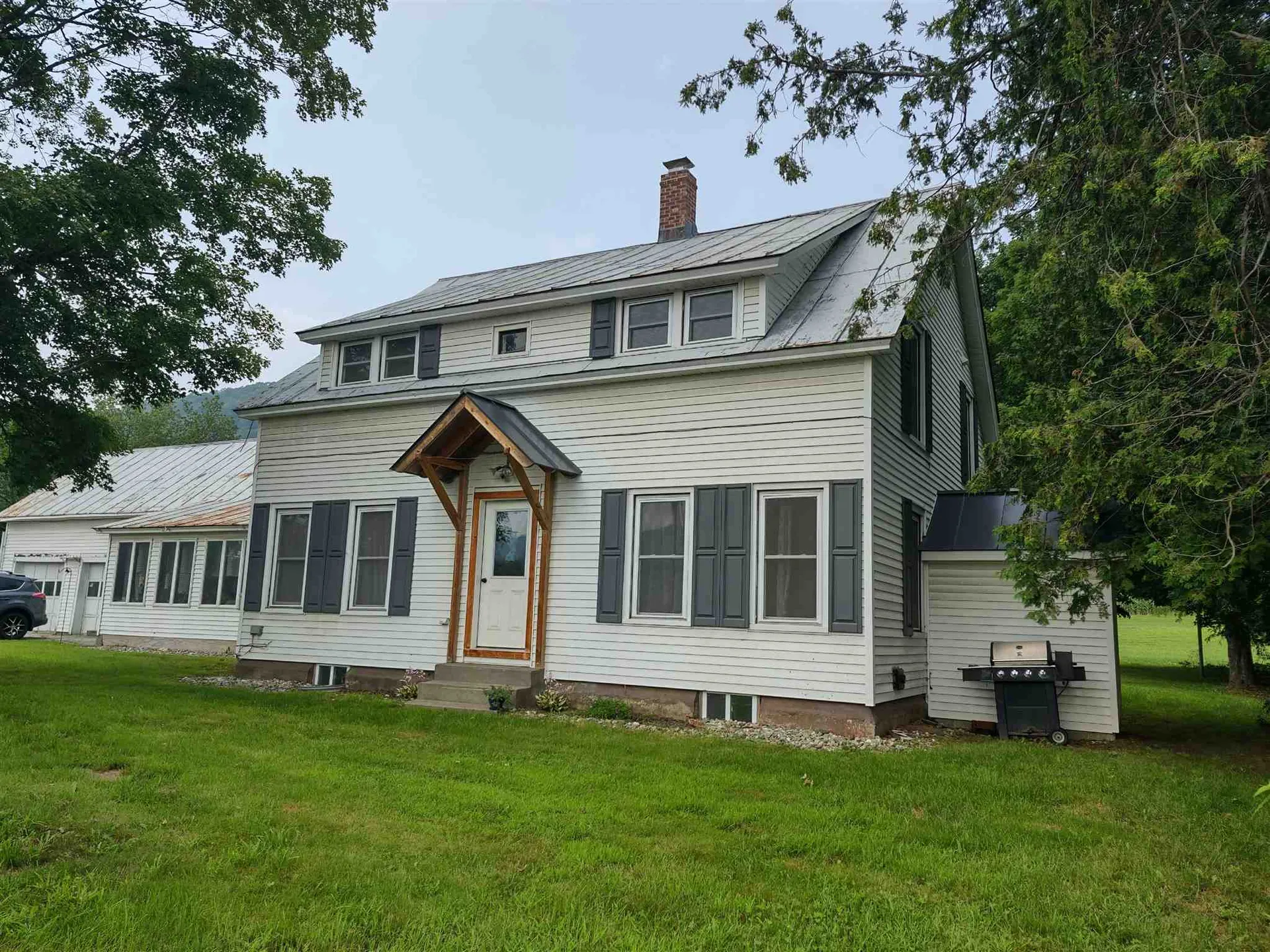 2551 Pleasant Street Bethel VT 05032