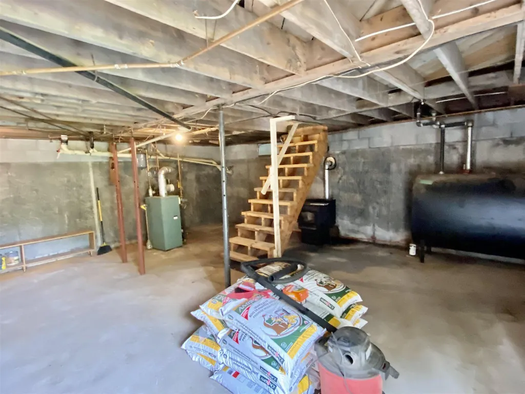 2707 Gov Meldrim Thomson Scenic Highway Orford NH 03777