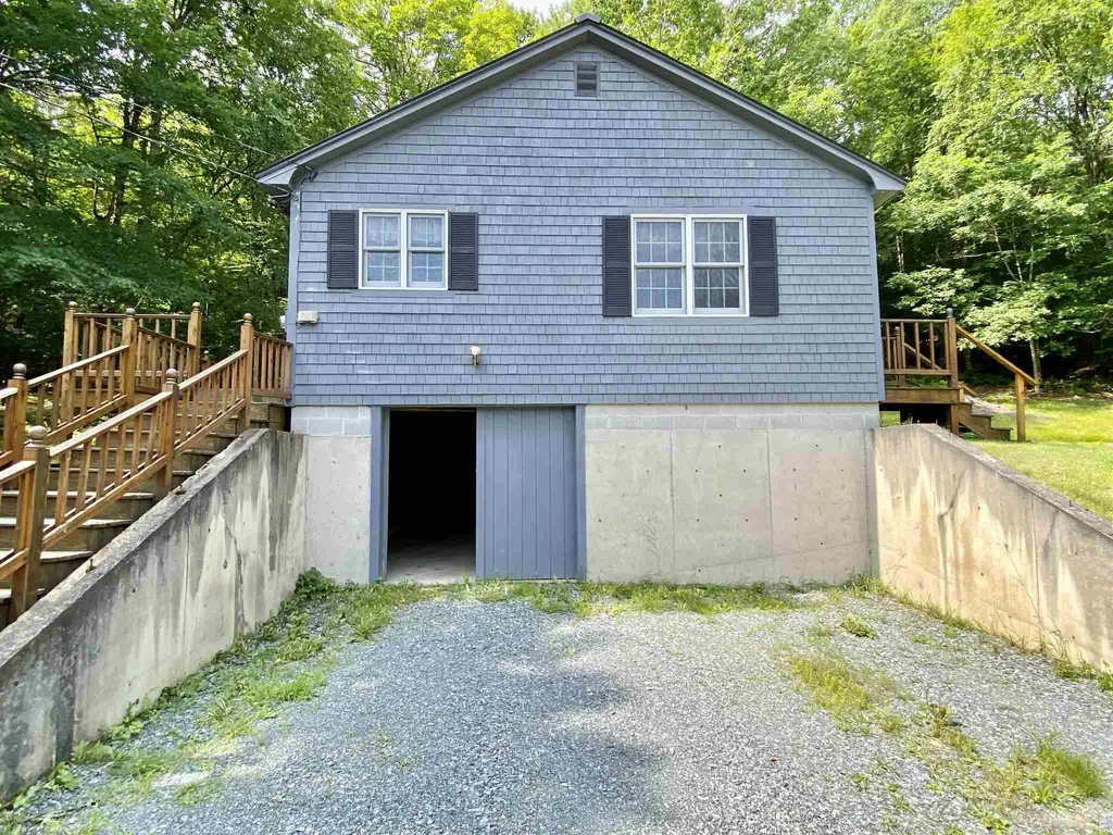 2707 Gov Meldrim Thomson Scenic Highway Orford NH 03777
