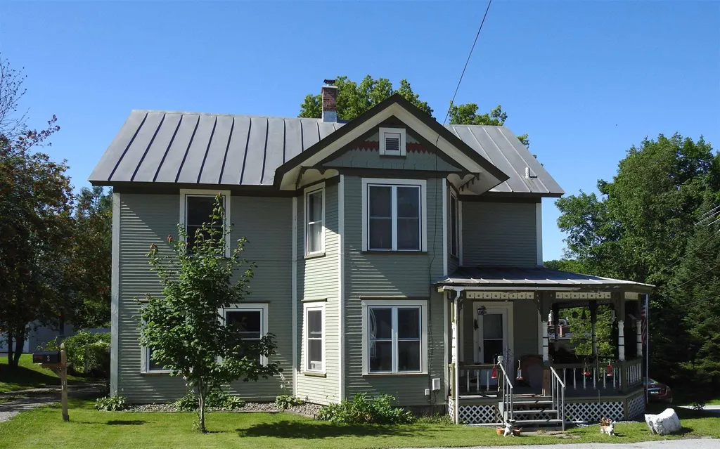 19 Church Street Richford VT 05476