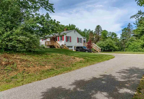 135 Oak Hill Road Barrington NH 03825