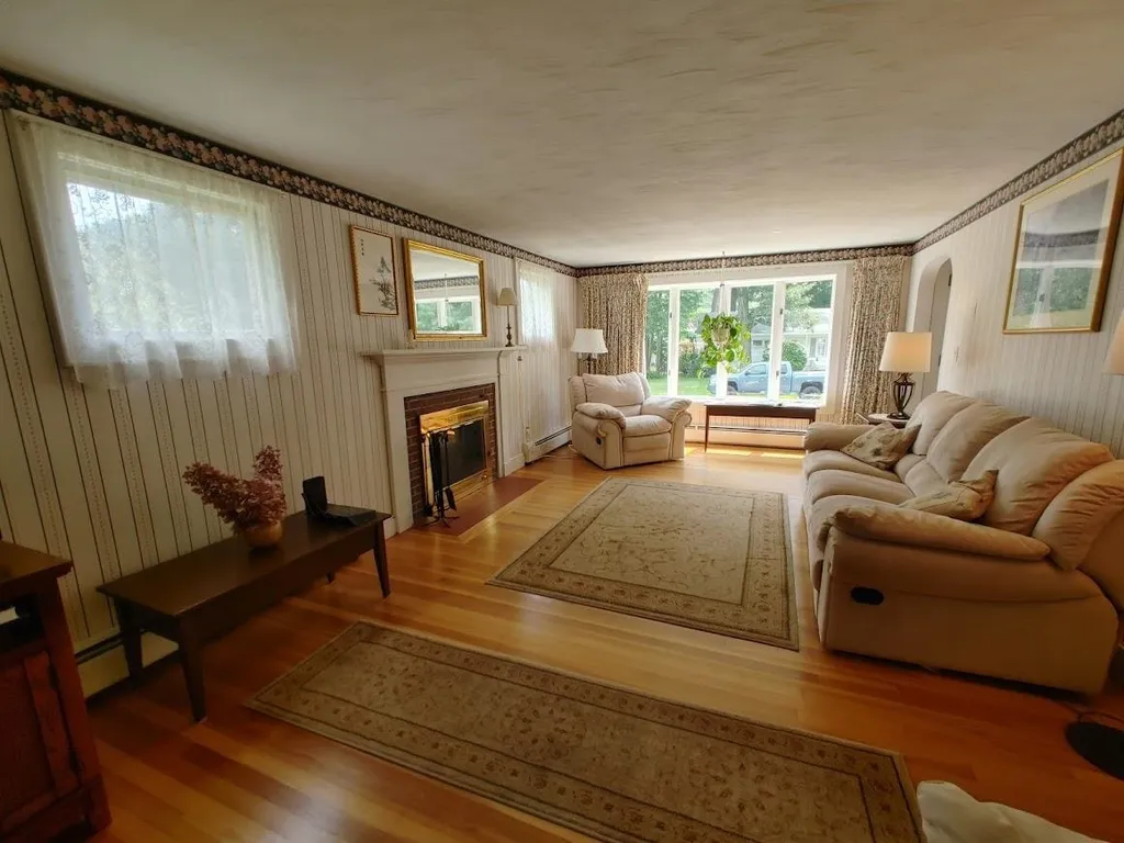 41 Taft Road Portsmouth NH 03801
