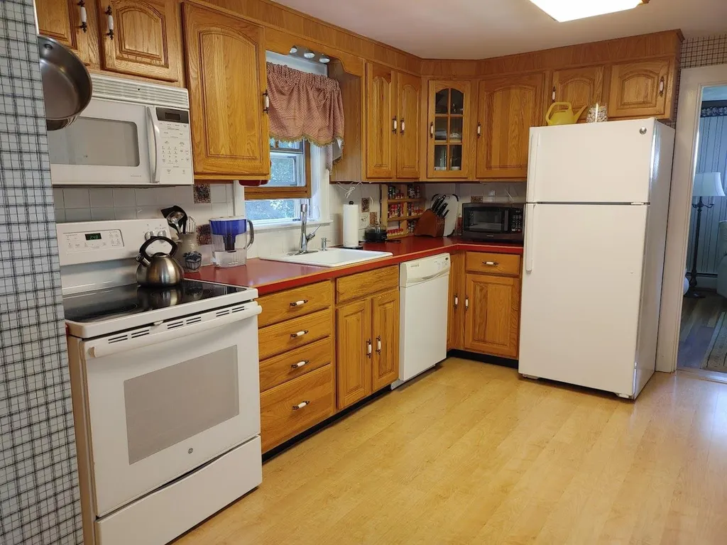 41 Taft Road Portsmouth NH 03801