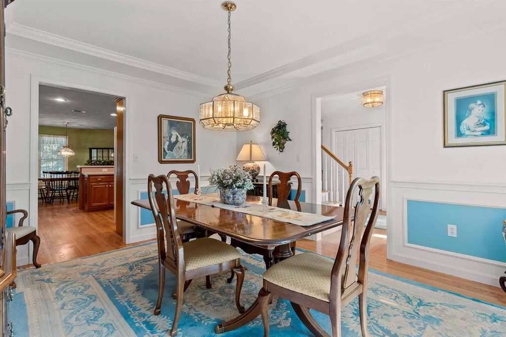 8 Bear Path Road Hampton NH 03842