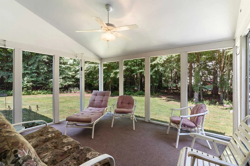 8 Bear Path Road Hampton NH 03842