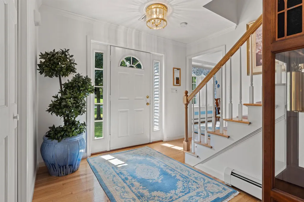 8 Bear Path Road Hampton NH 03842