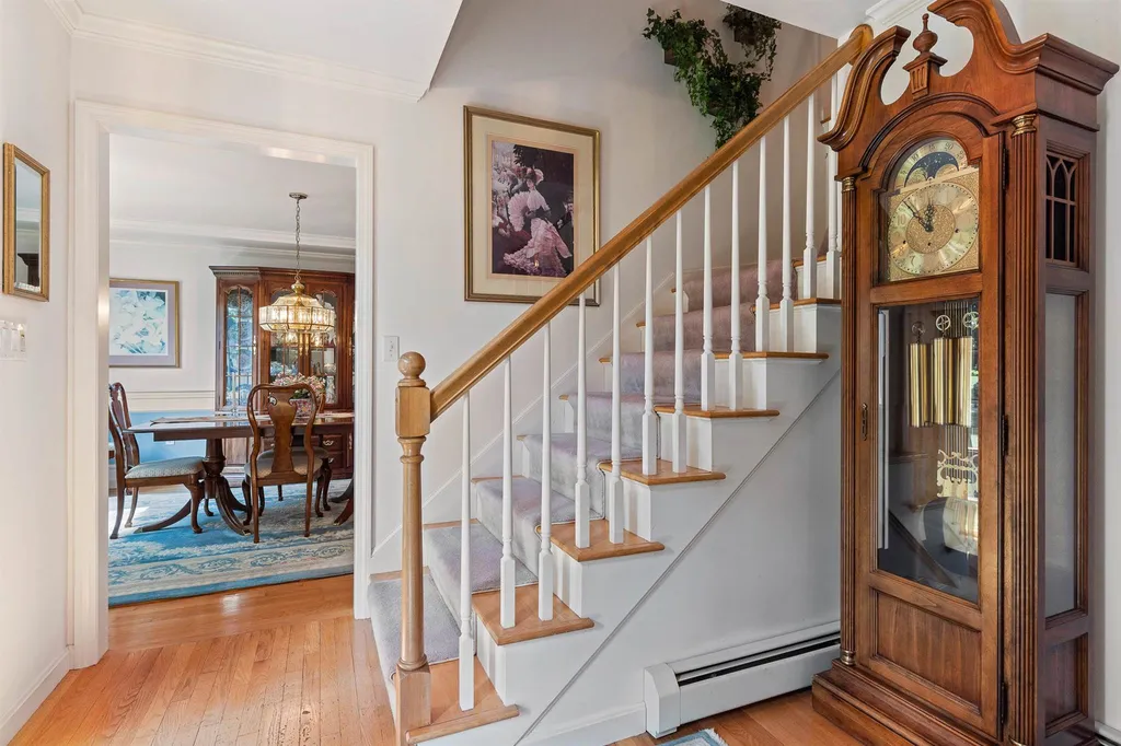 8 Bear Path Road Hampton NH 03842