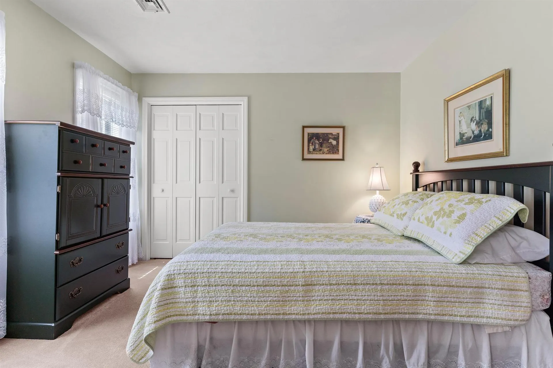 8 Bear Path Road Hampton NH 03842