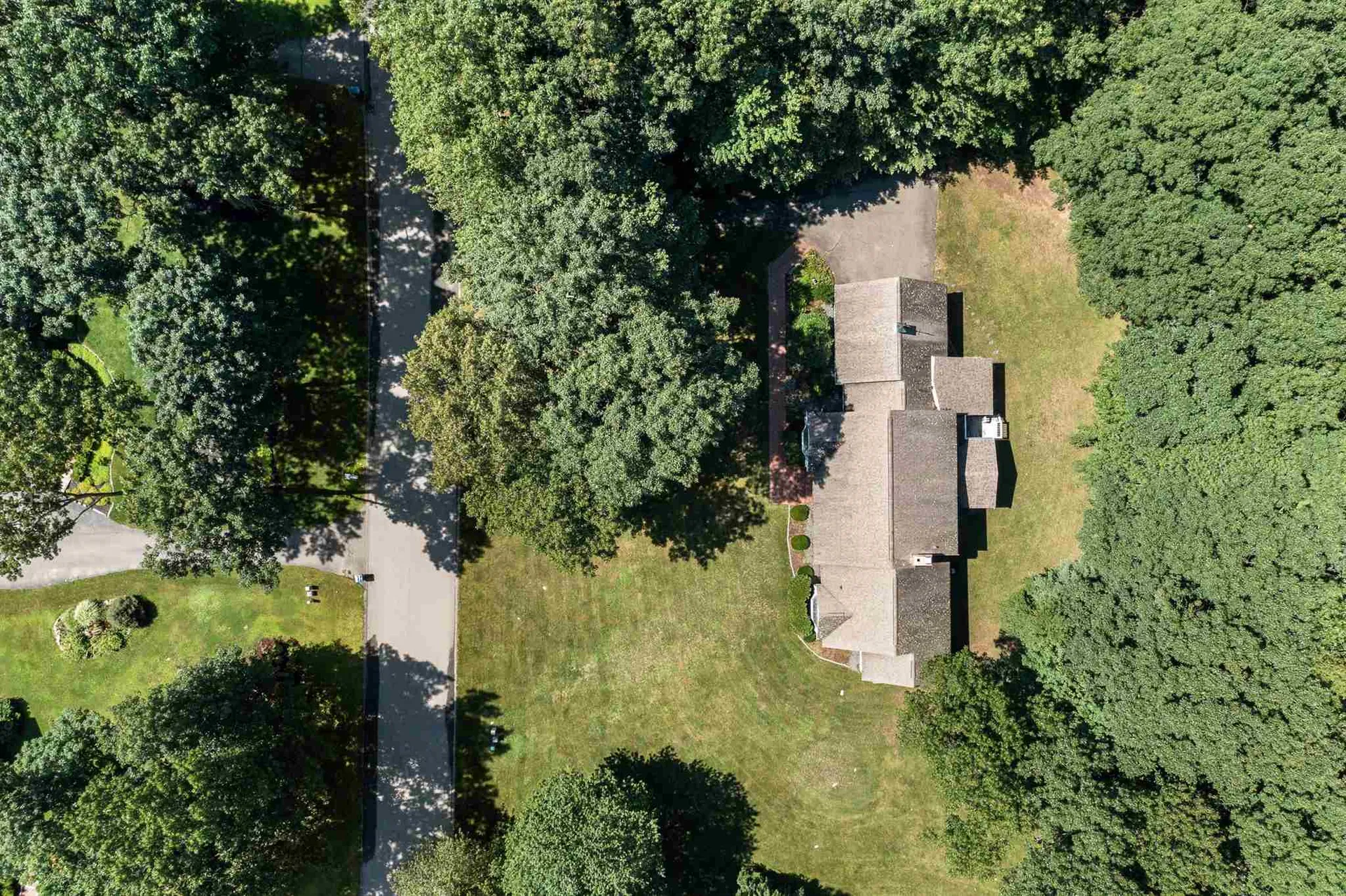 8 Bear Path Road Hampton NH 03842