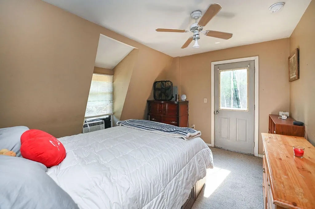 60 Marshall Road Kingston NH 03848