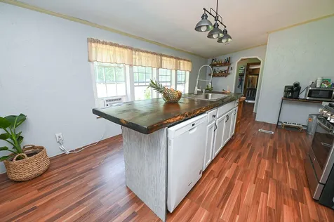 60 Marshall Road Kingston NH 03848