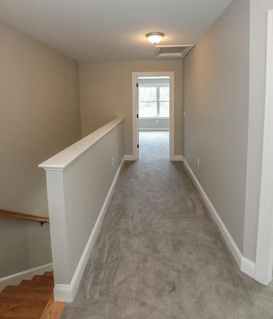 82b Prescott Road Raymond NH 03077