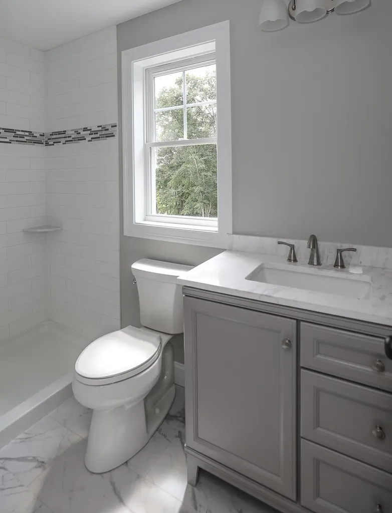 82b Prescott Road Raymond NH 03077