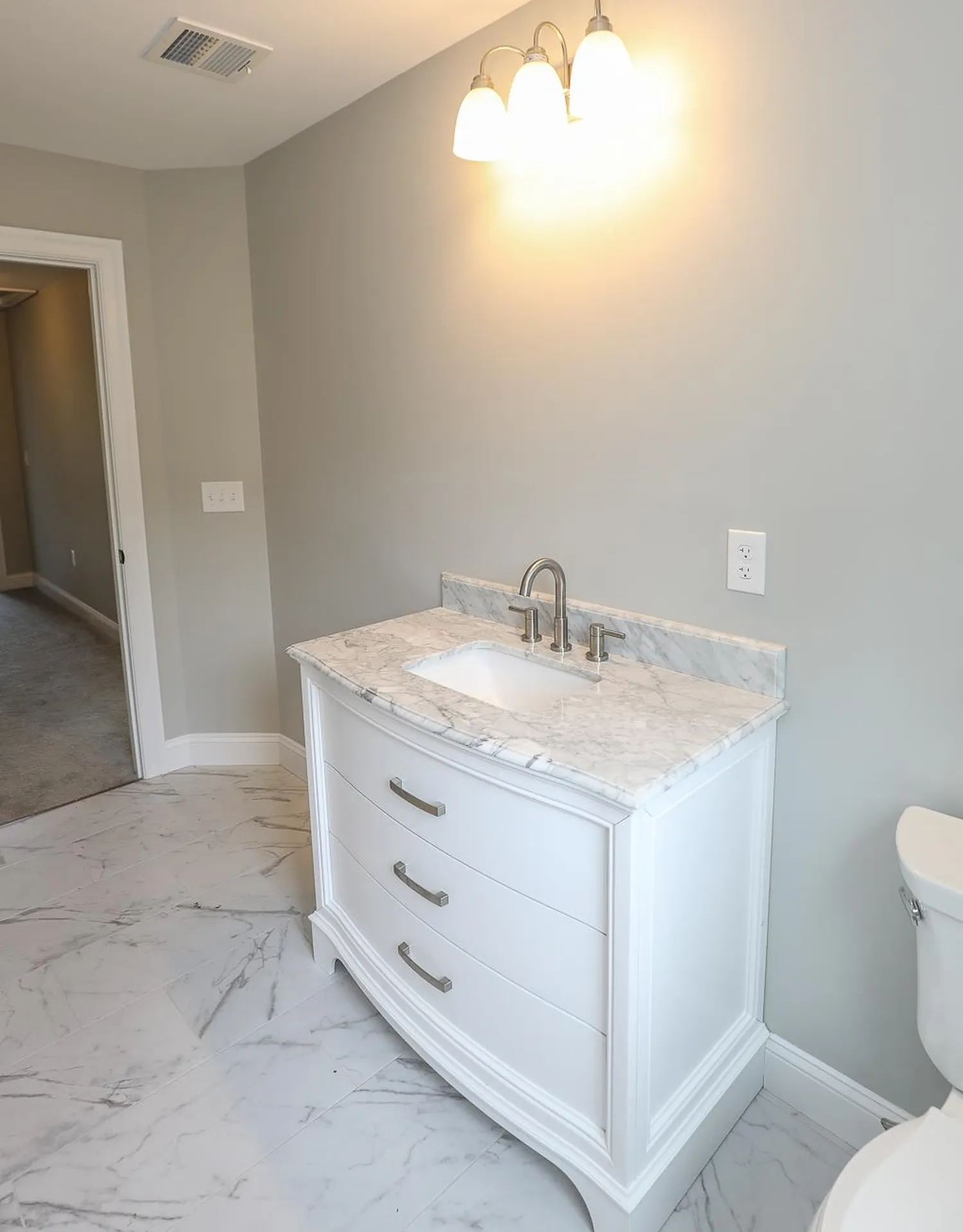 82b Prescott Road Raymond NH 03077