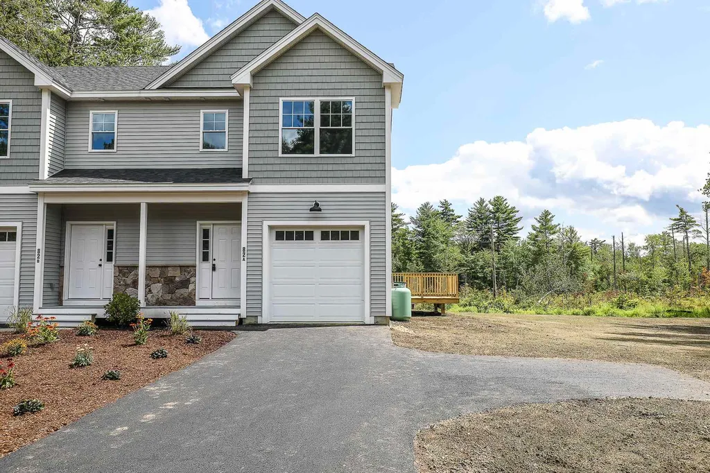 82a Prescott Road Raymond NH 03077