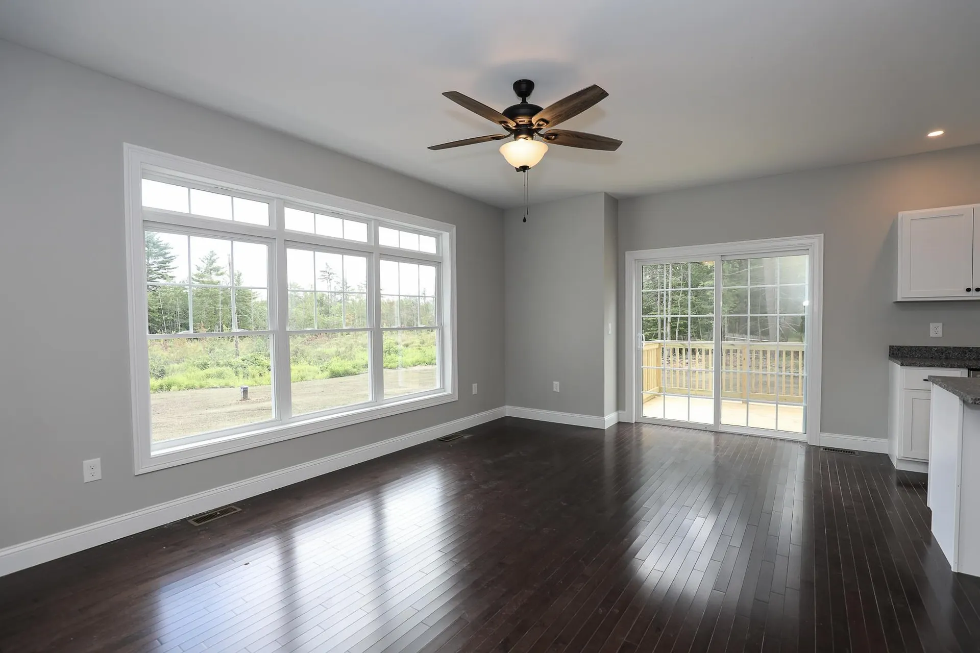 82a Prescott Road Raymond NH 03077