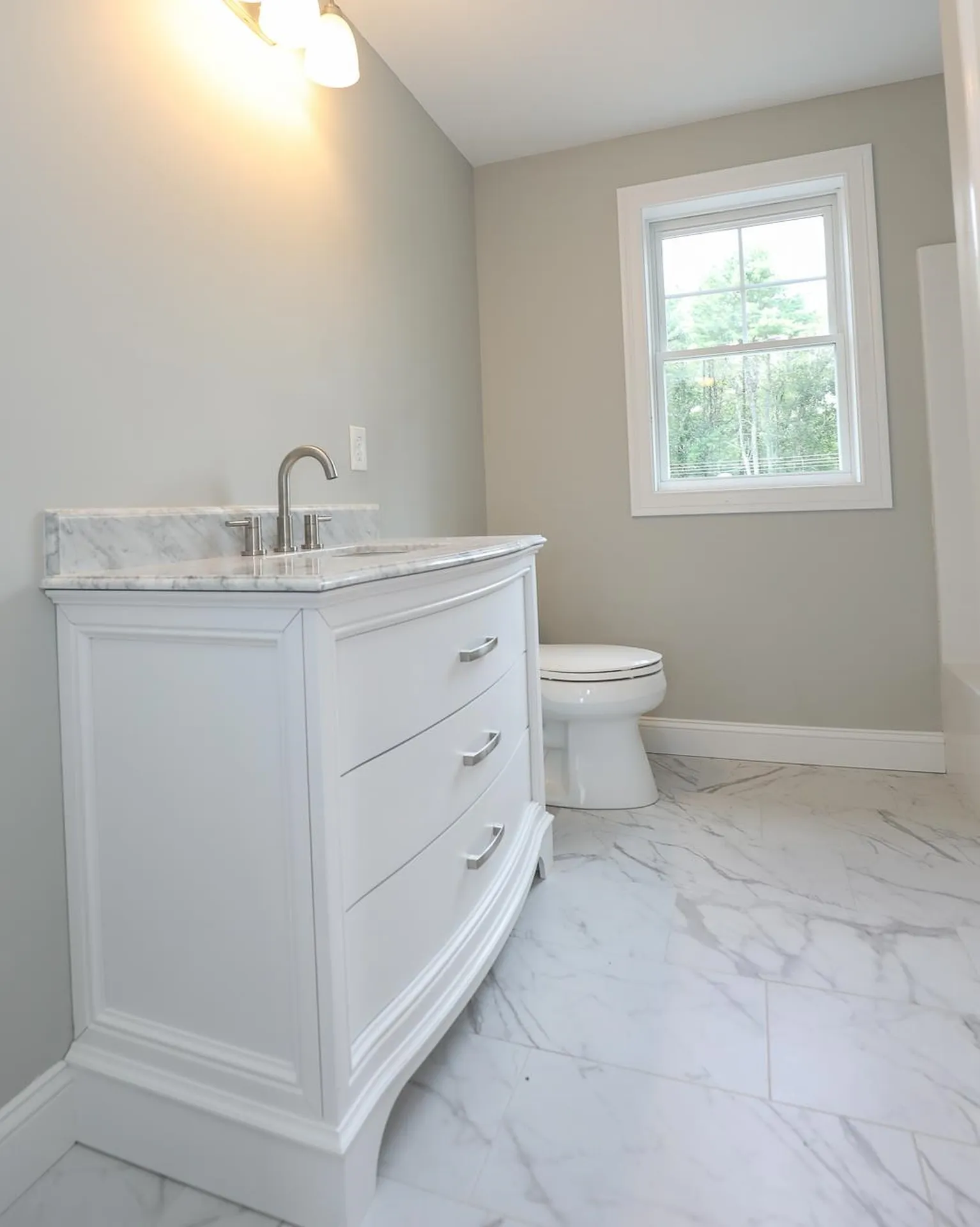 82a Prescott Road Raymond NH 03077