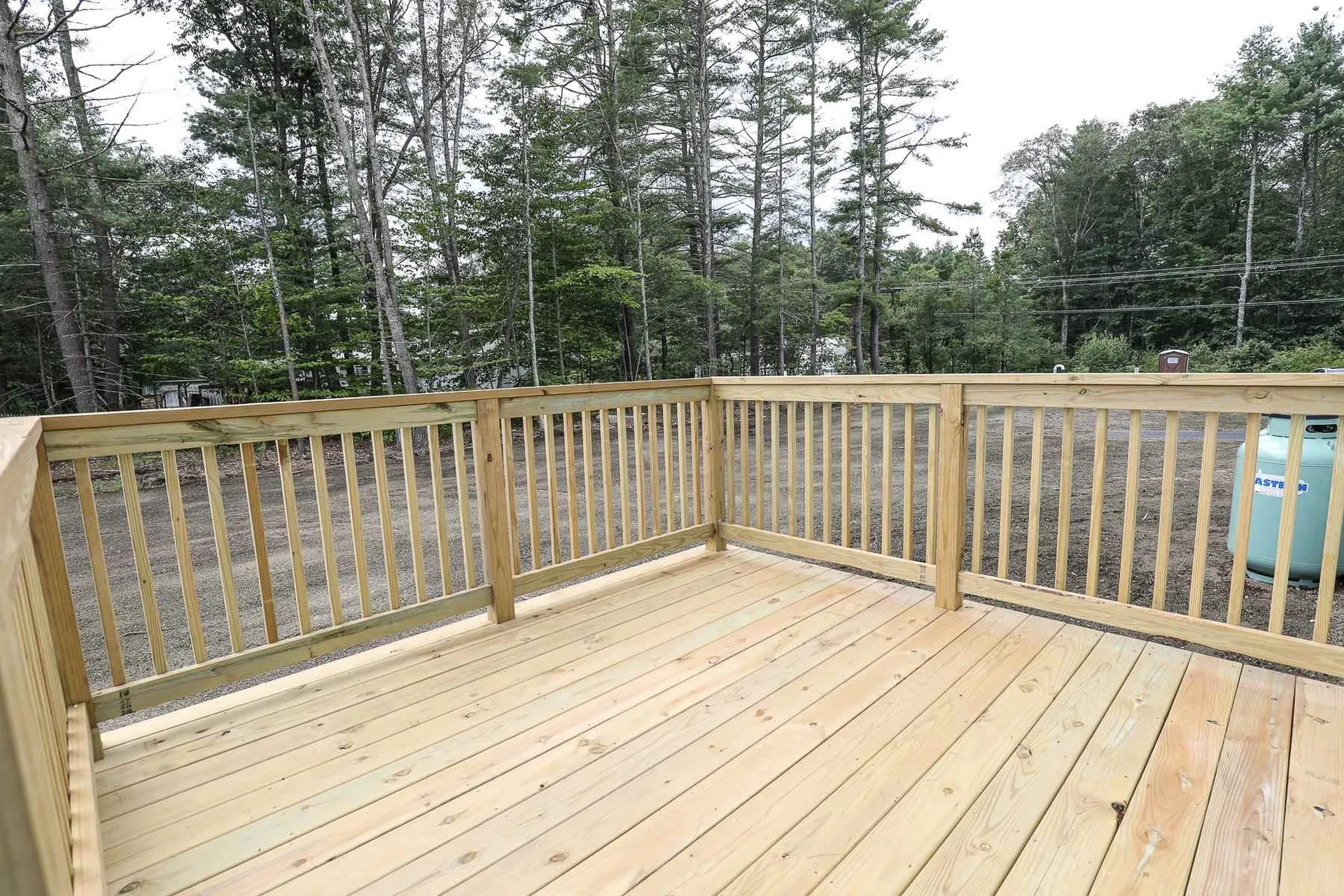 82a Prescott Road Raymond NH 03077