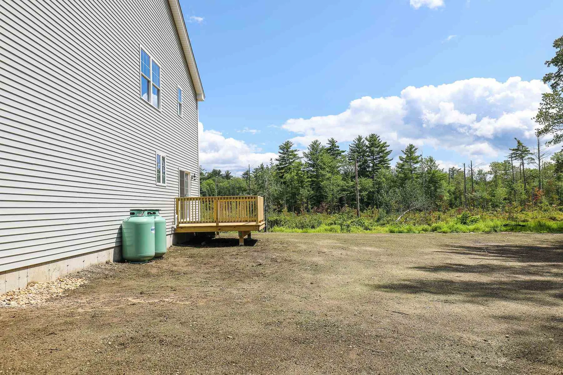 82a Prescott Road Raymond NH 03077