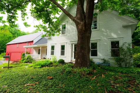 40 Crescent Street Bristol NH 03222