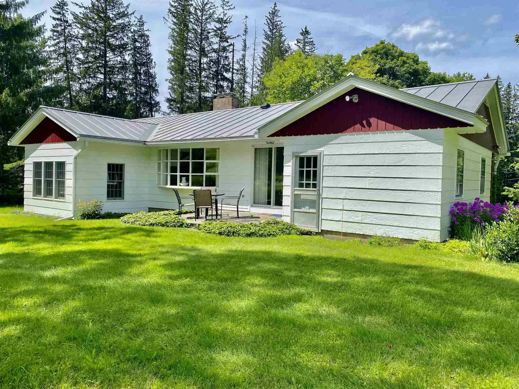 1 Border Lane Woodstock VT 05091