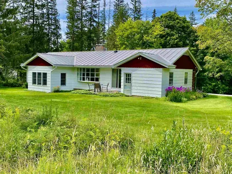 1 Border Lane Woodstock VT 05091