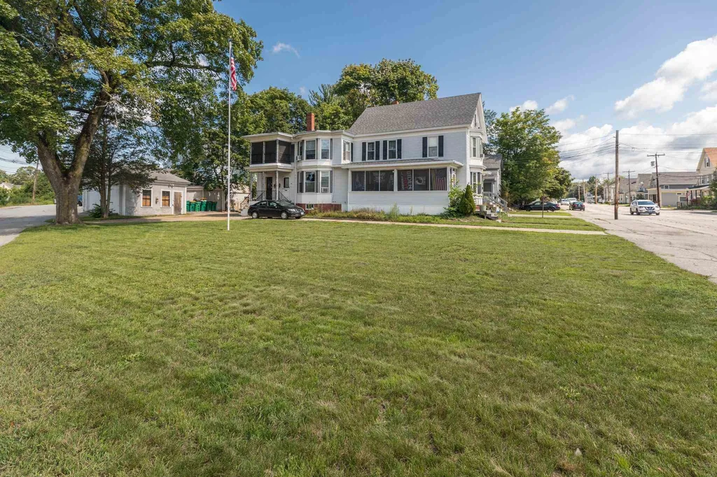 34 Summer Street Rochester NH 03867