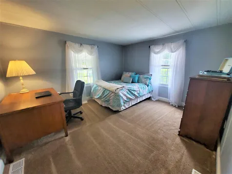 72 Zachary Drive Hooksett NH 03106