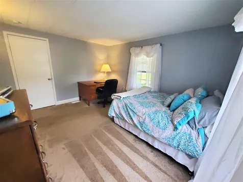 72 Zachary Drive Hooksett NH 03106