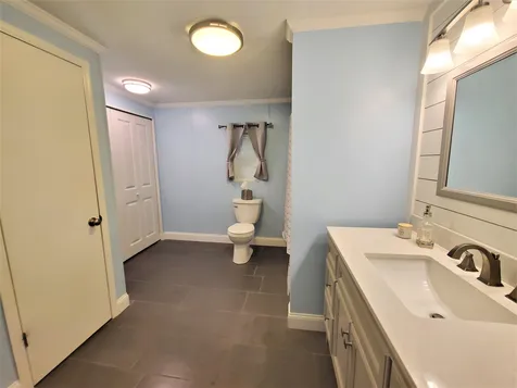 72 Zachary Drive Hooksett NH 03106
