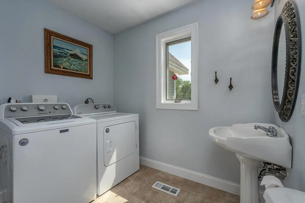 185 Wild Goose Pond Road Strafford NH 03884