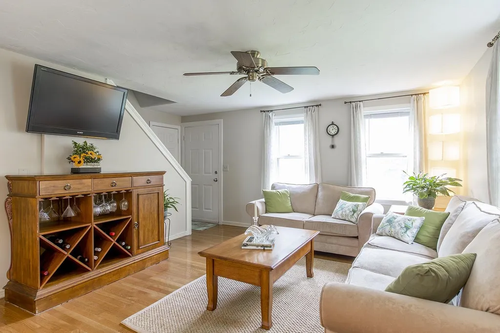 36 Riverbend Road Newmarket NH 03857