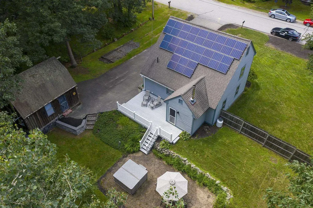 36 Riverbend Road Newmarket NH 03857