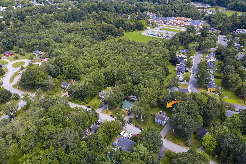 36 Riverbend Road Newmarket NH 03857