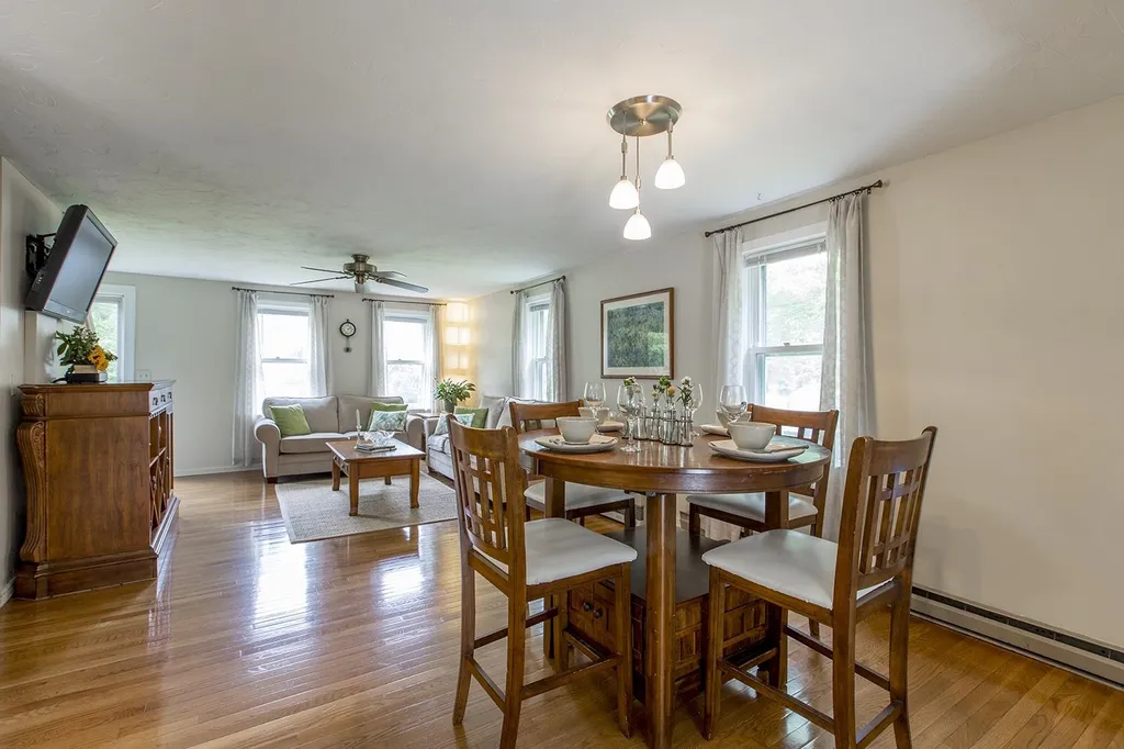 36 Riverbend Road Newmarket NH 03857