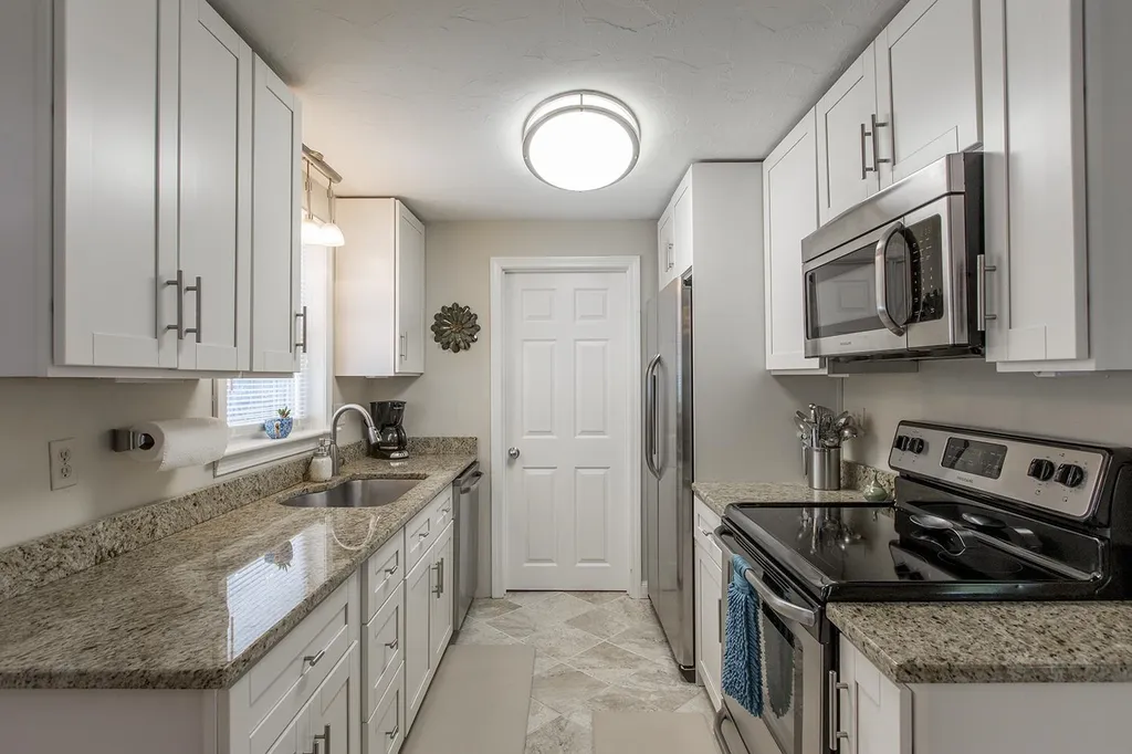 36 Riverbend Road Newmarket NH 03857
