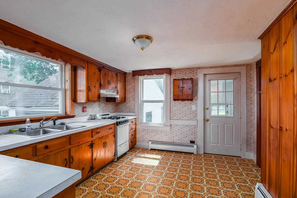 194 Madison Street Portsmouth NH 03801