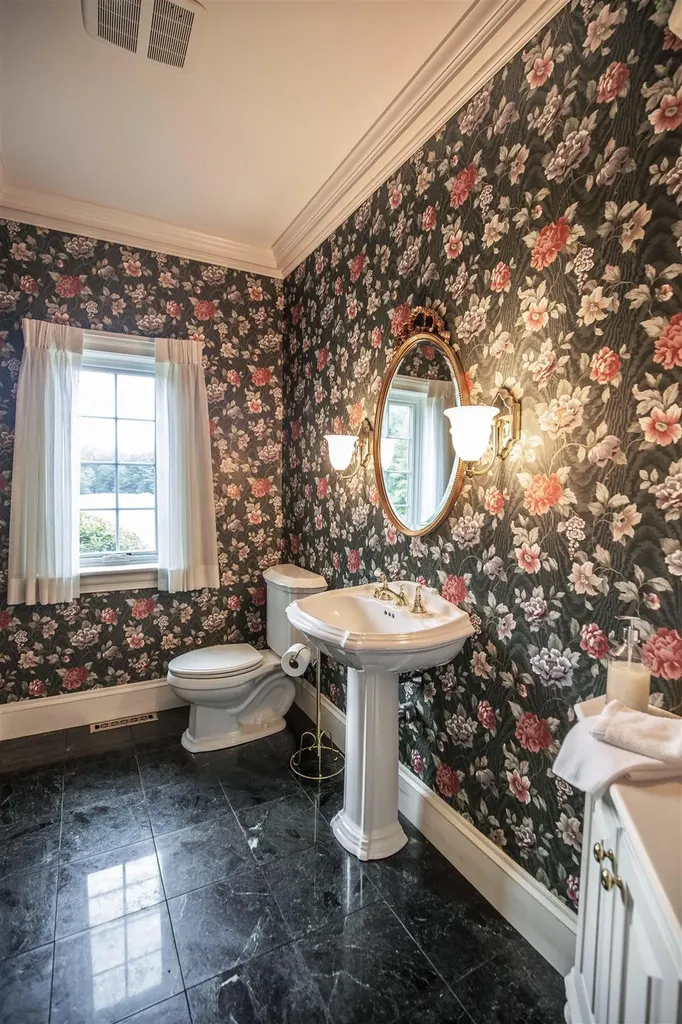120 Baldwin Hill Road Lyndeborough NH 03082