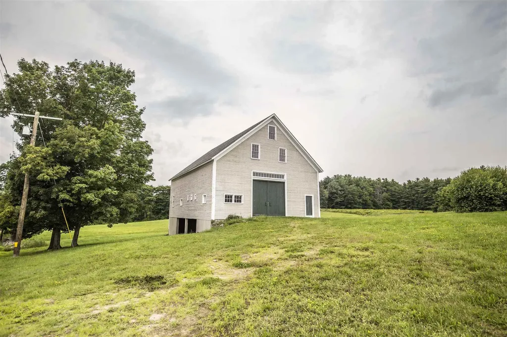 120 Baldwin Hill Road Lyndeborough NH 03082