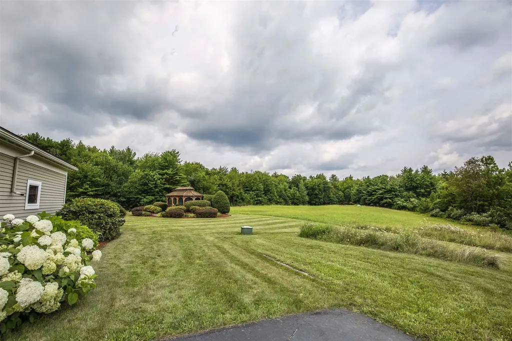 120 Baldwin Hill Road Lyndeborough NH 03082