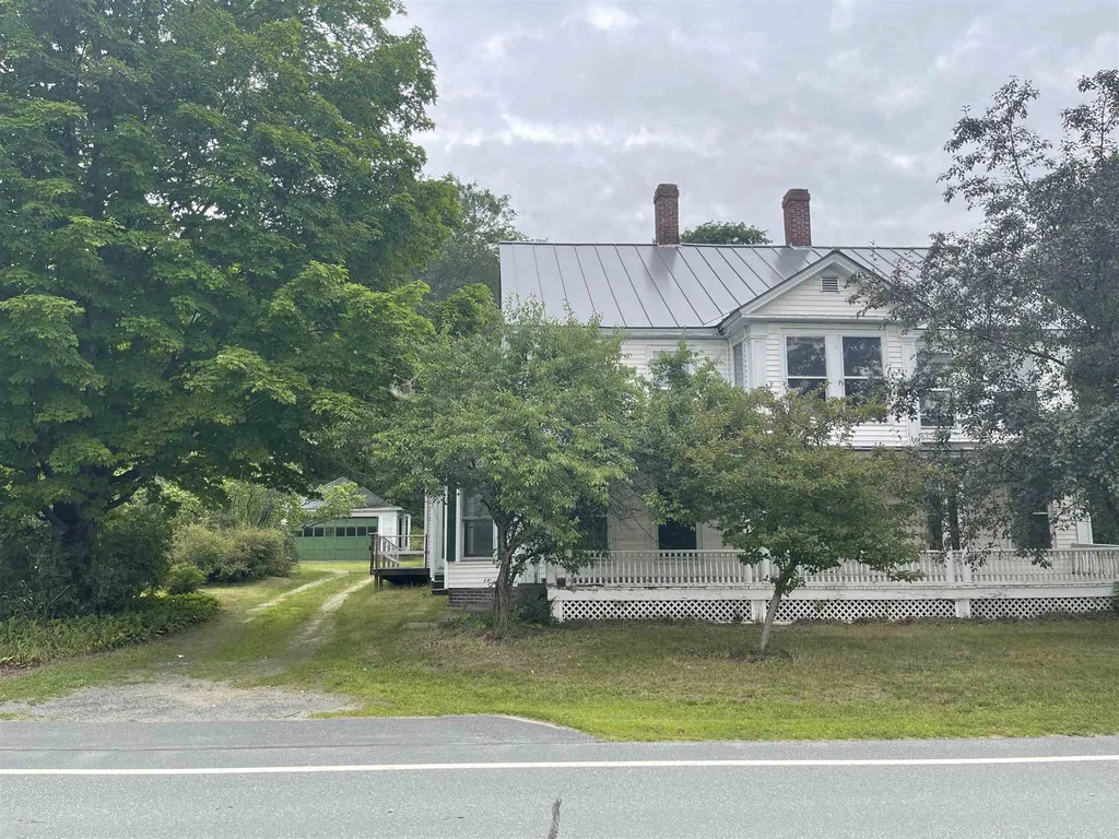 6072 Vt Route 5 South Newbury VT 05051