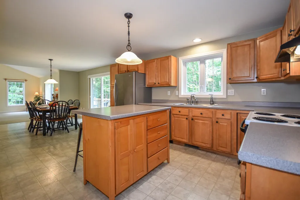 45 Wildewood Lane Dover NH 03820