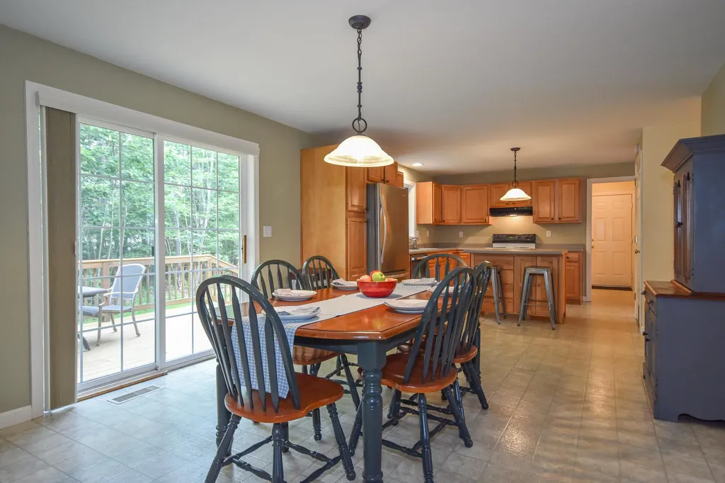 45 Wildewood Lane Dover NH 03820