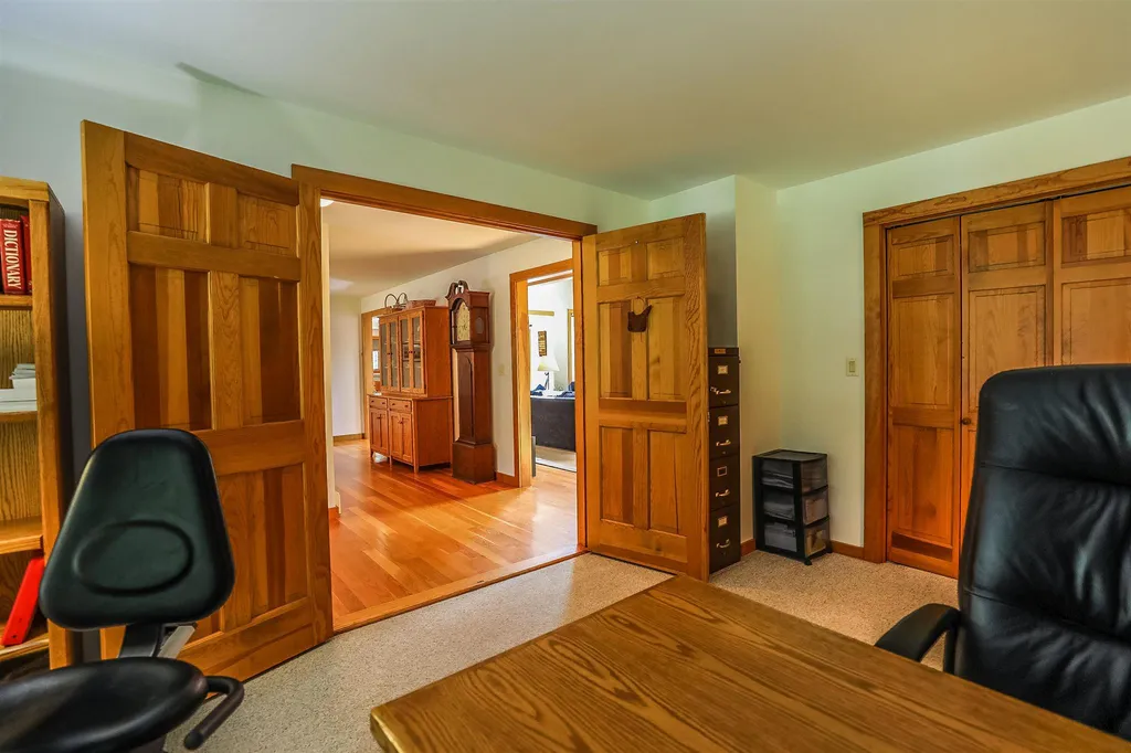 88 Coleman Road Auburn NH 03032