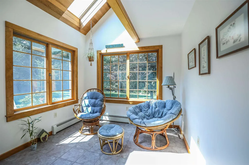 88 Coleman Road Auburn NH 03032