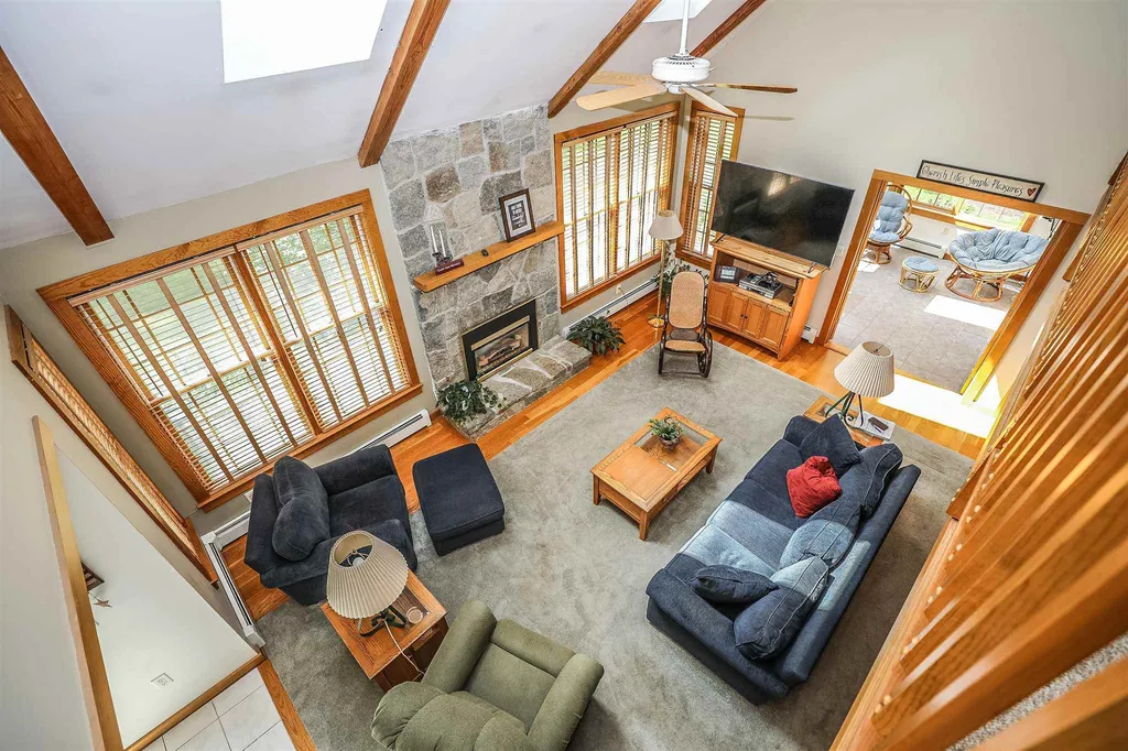 88 Coleman Road Auburn NH 03032