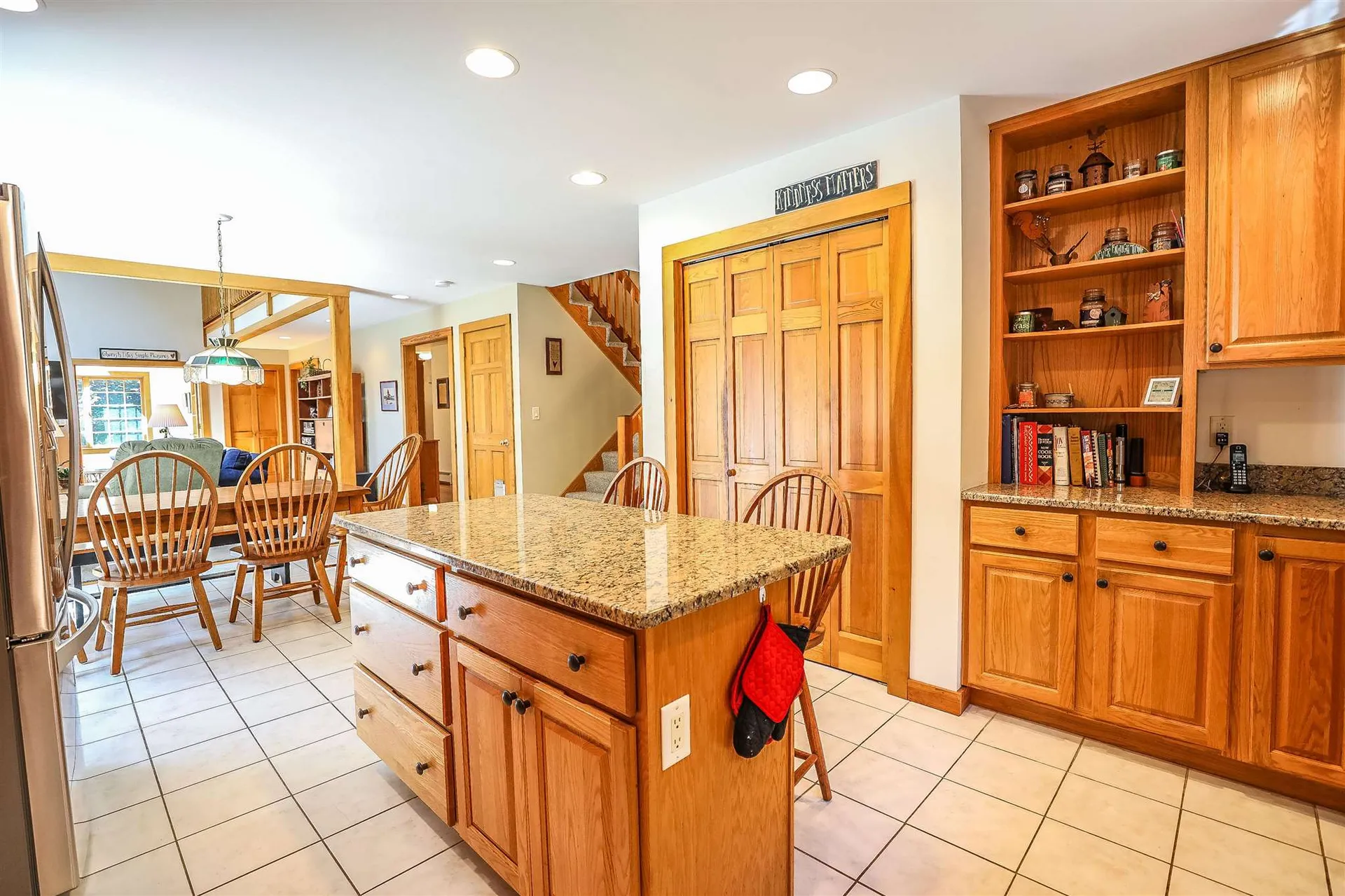 88 Coleman Road Auburn NH 03032