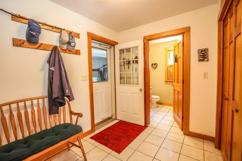 88 Coleman Road Auburn NH 03032