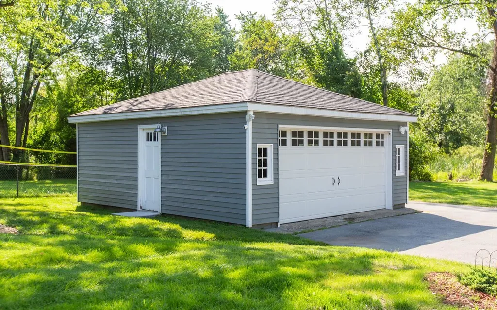 3 George Avenue Salem NH 03079